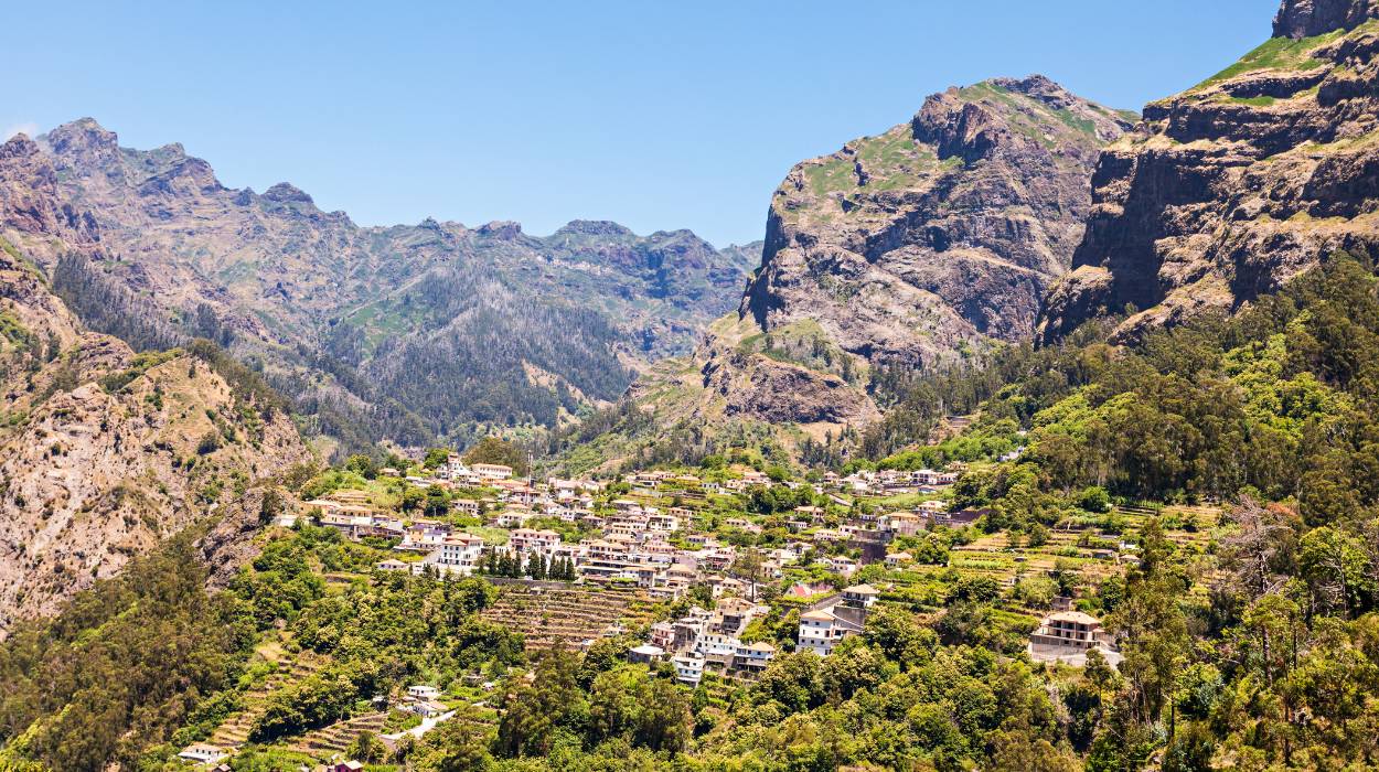 Dolina Zakonnic – Madera